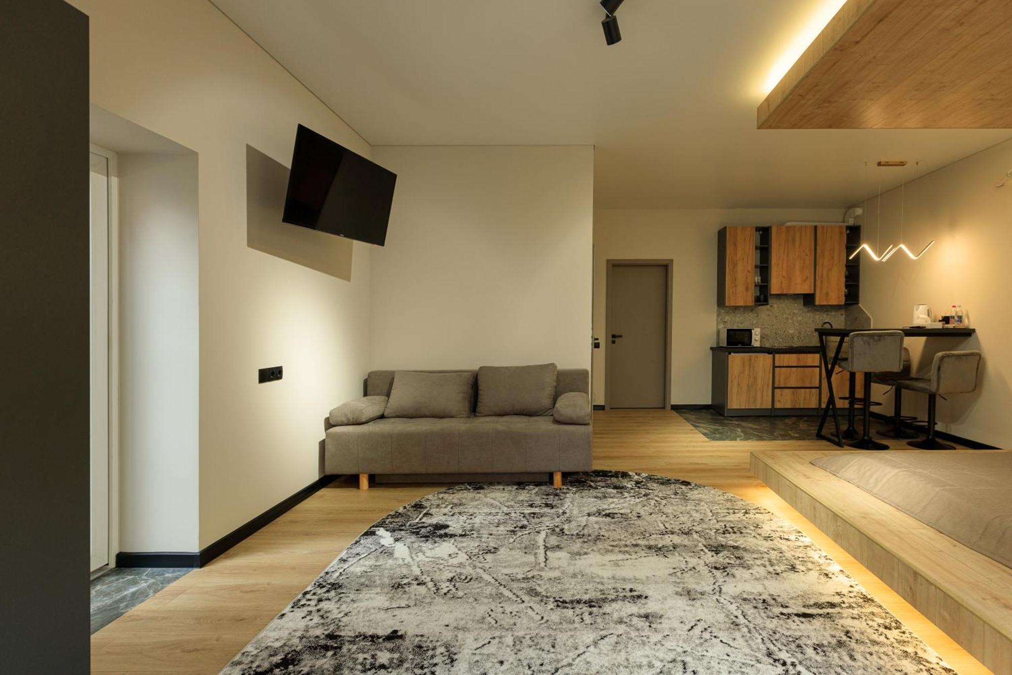 Discovery Garden Apartments Хмельницкий Экстерьер фото